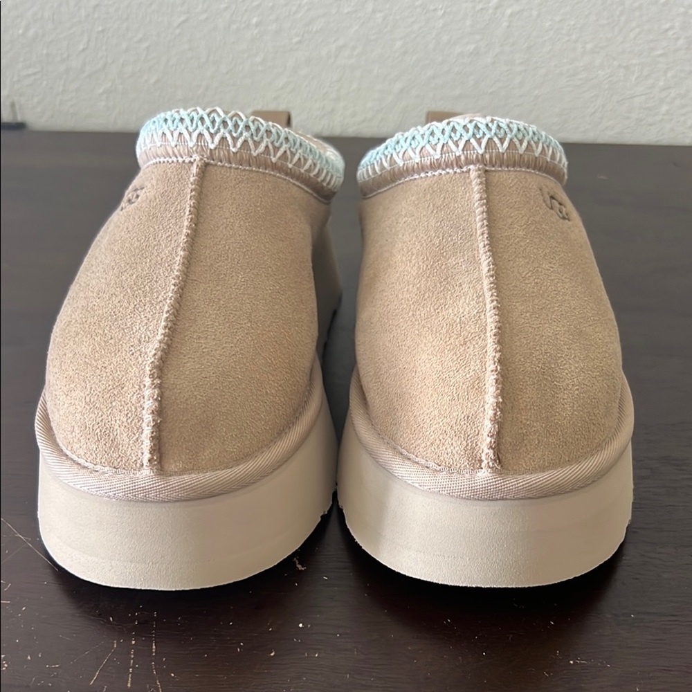 *SOLD* UGG Tazz wool-blend fleece-lined embroidered suede platform NO BOX - Picture 4 of 15
